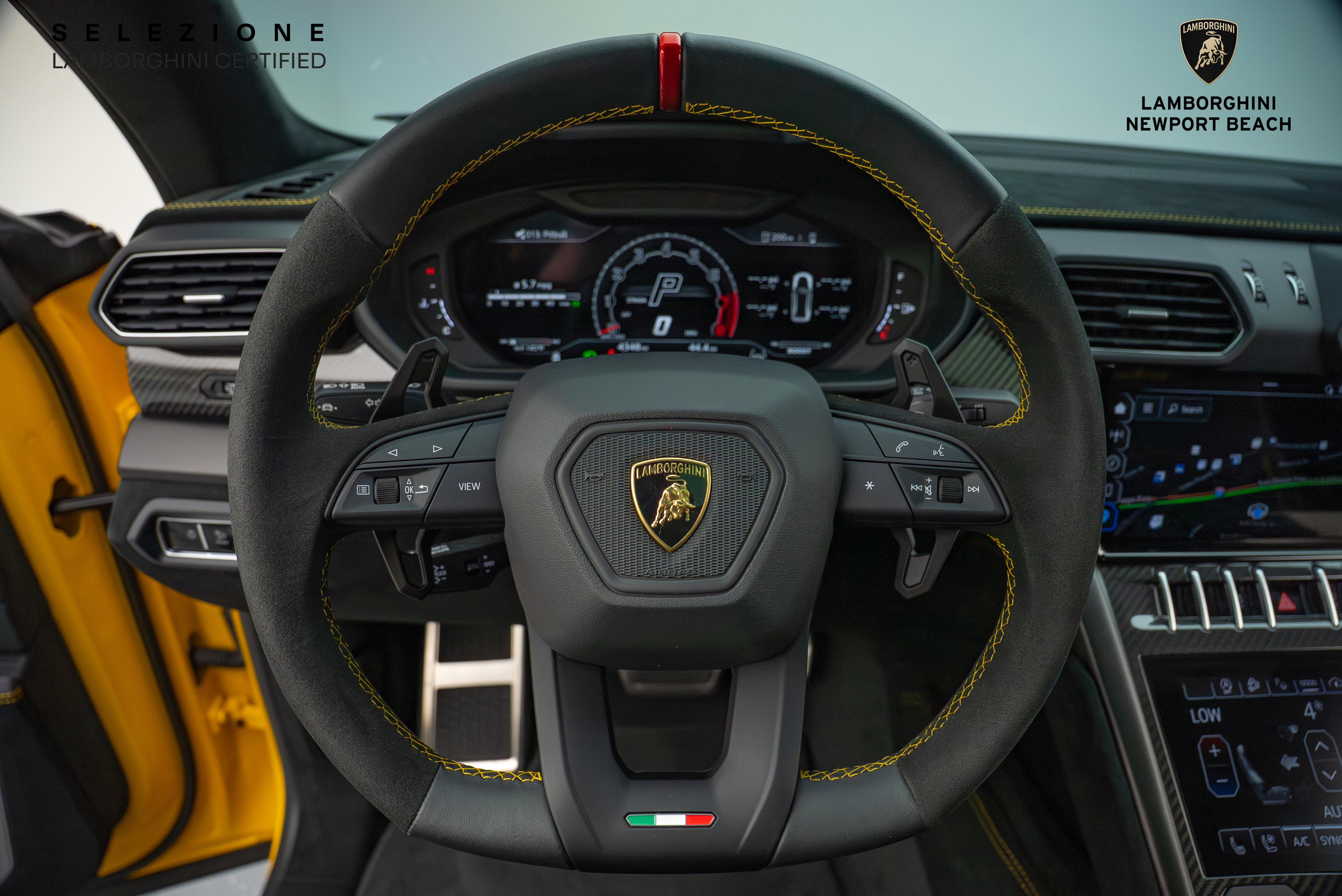 Used 2024 Lamborghini Urus Performante image 28