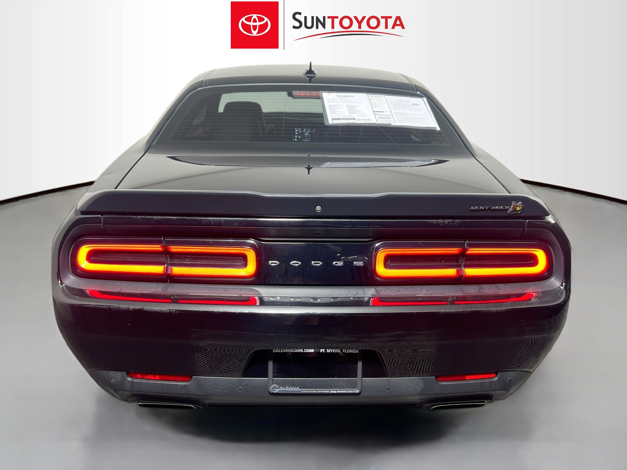 Used 2021 Dodge Challenger R/T Scat Pack w/ Dynamics Package image 5