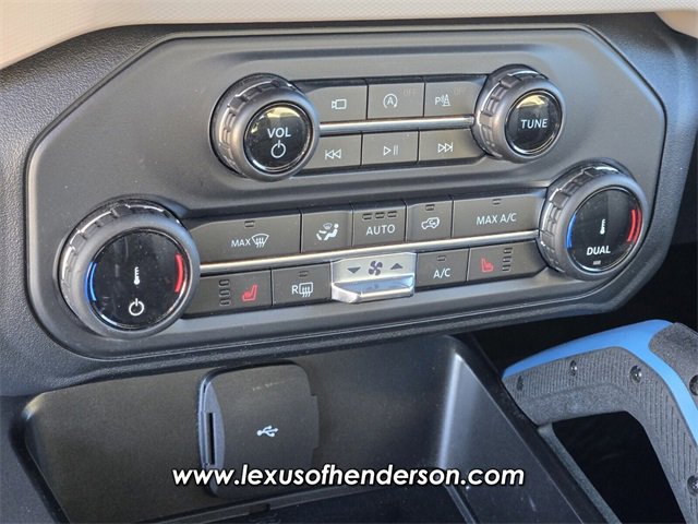 Used 2022 Ford Bronco Wildtrak image 24