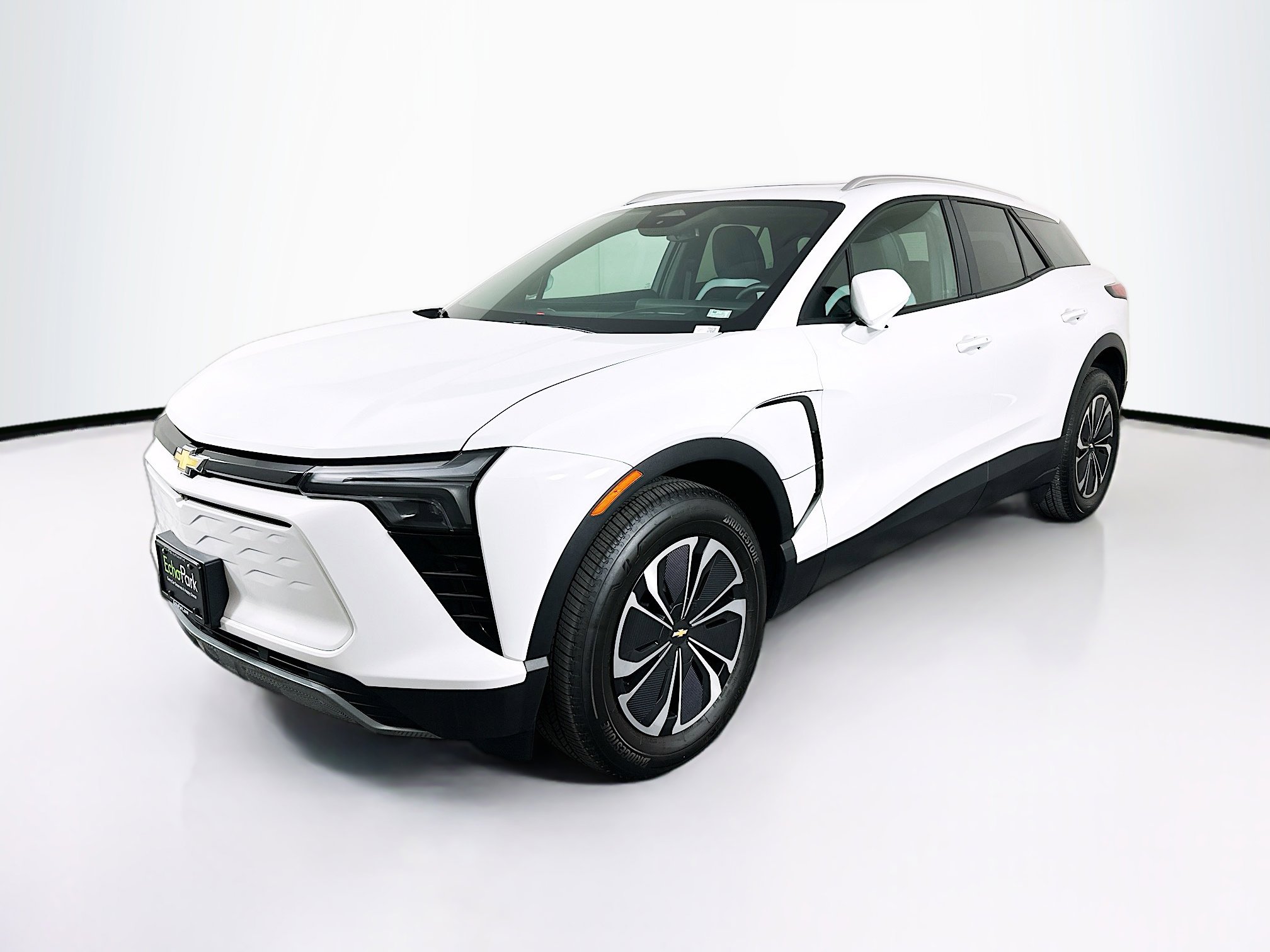 Used 2024 Chevrolet Blazer EV LT image 3