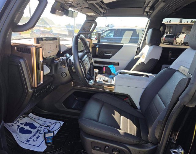 Used 2024 GMC Hummer EV 3X AWD/4WD image 7