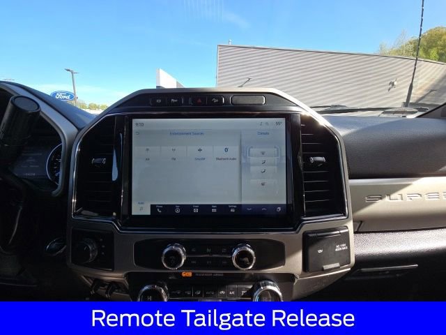 Certified 2022 Ford F350 Lariat w/ Lariat Ultimate Package AWD/4WD image 28