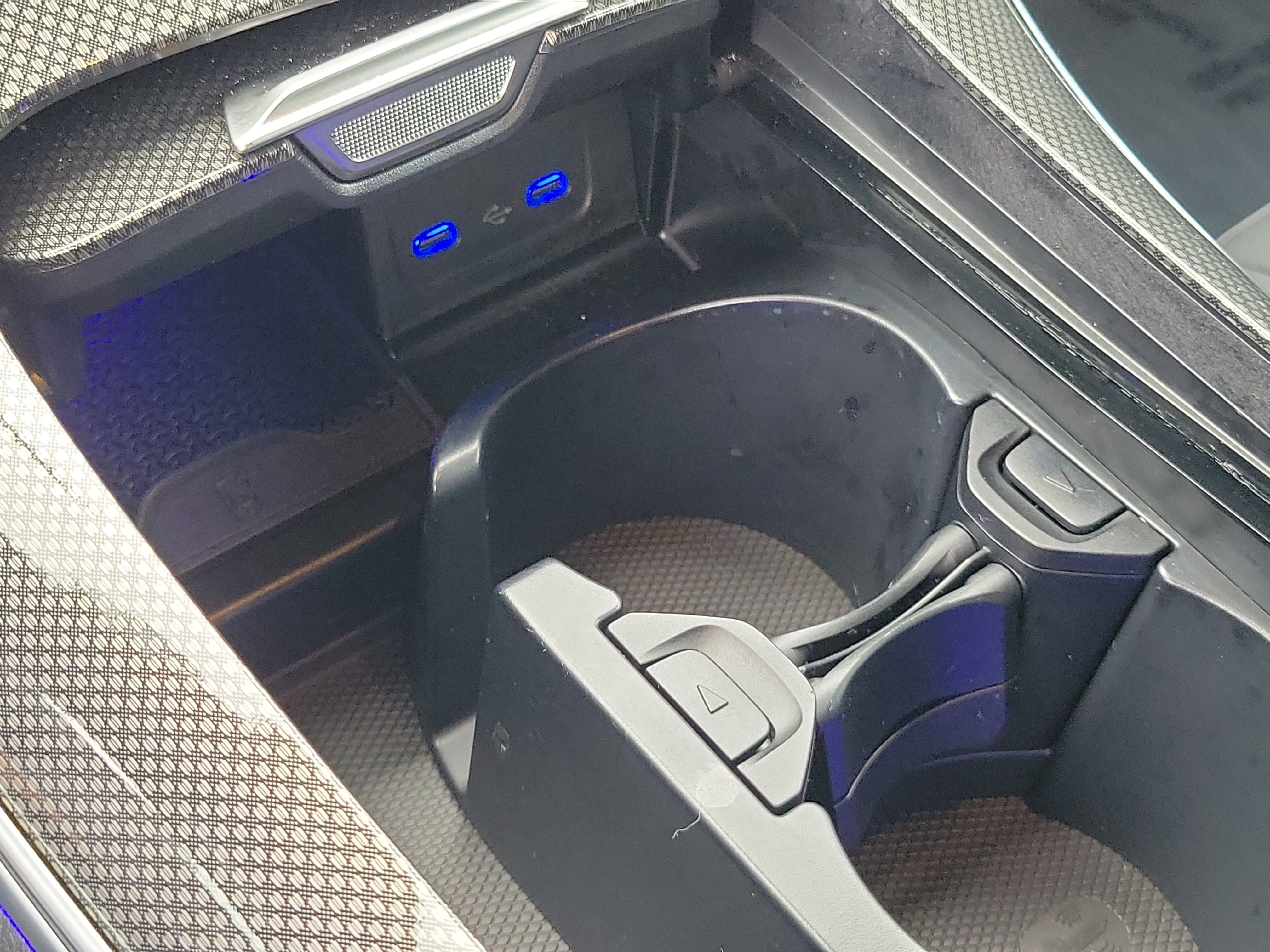 Certified 2025 Mercedes-Benz CLE 450 4MATIC Coupe image 19