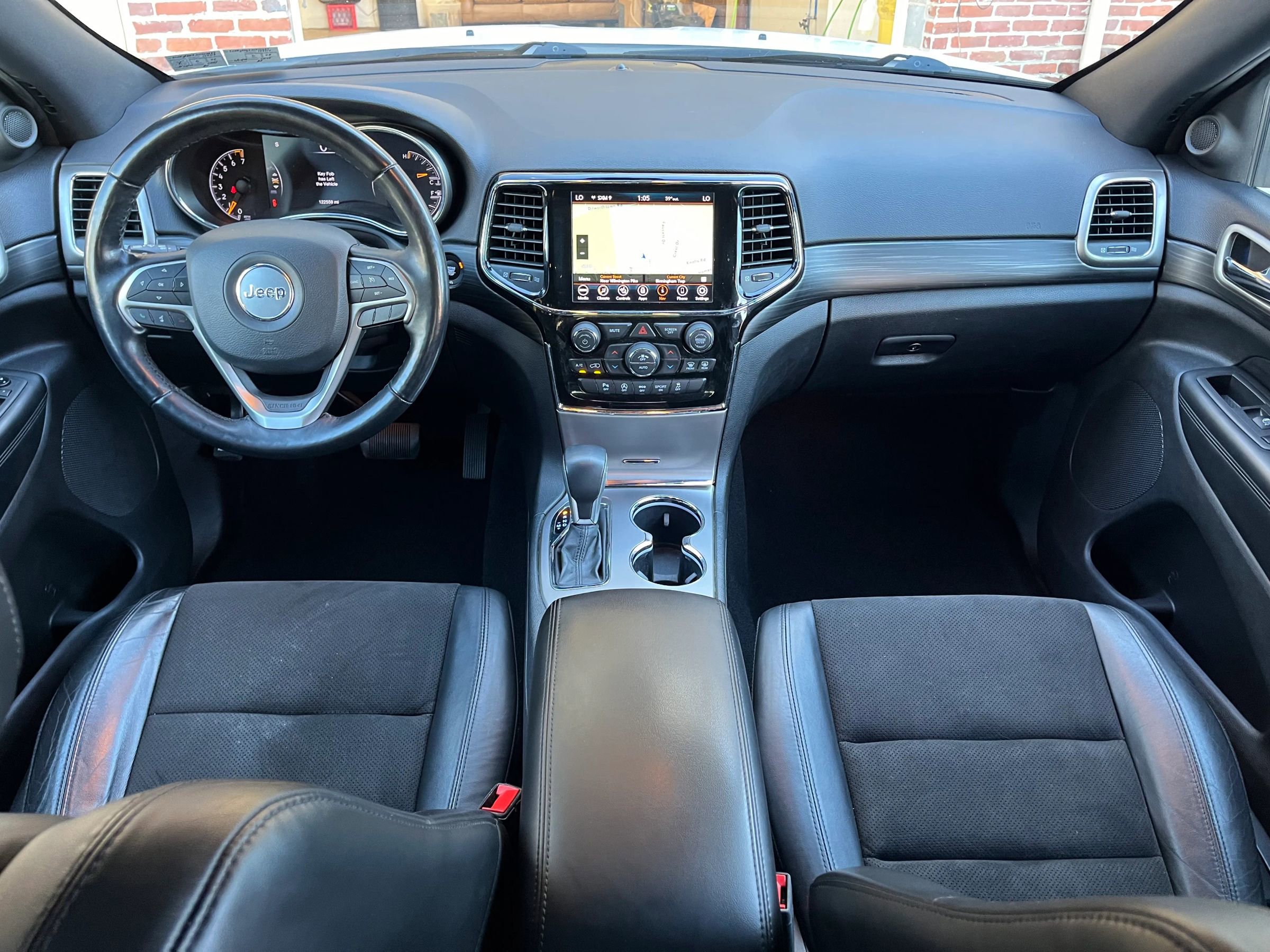 Used 2021 Jeep Grand Cherokee Laredo X image 7