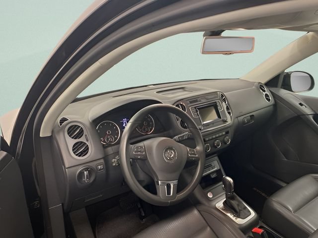 Used 2016 Volkswagen Tiguan S AWD/4WD image 8