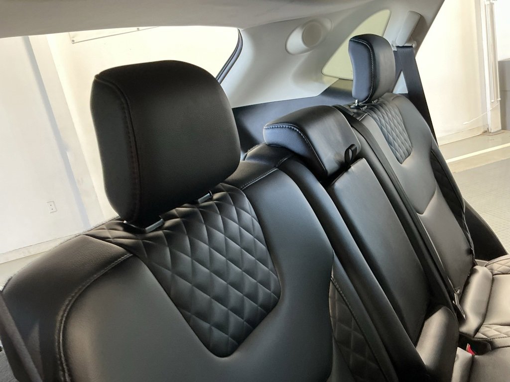 Used 2024 Ford Edge Titanium image 25