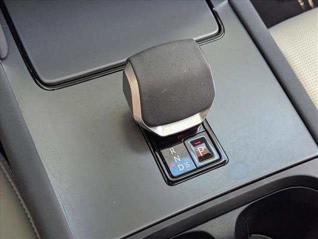 Certified 2025 Land Rover Discovery Sport S image 11