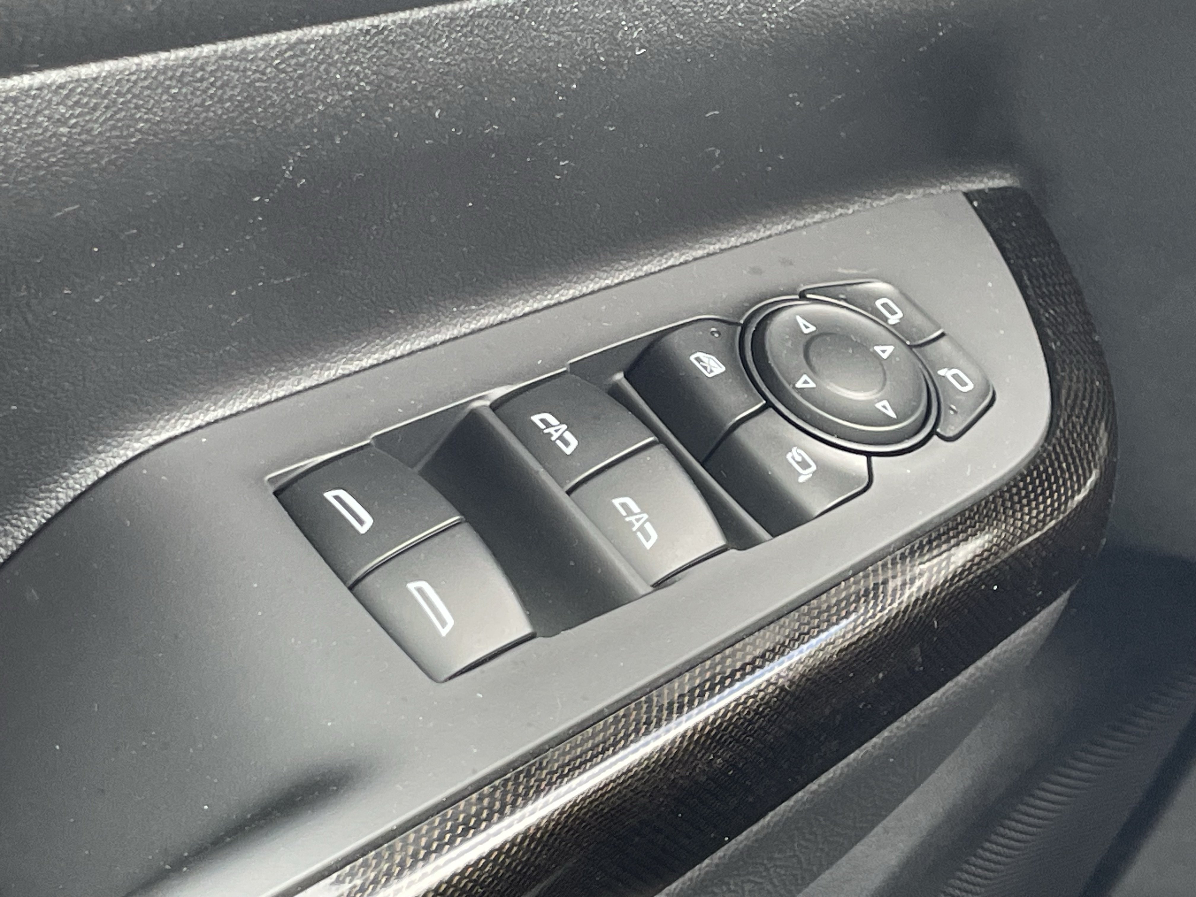 Used 2023 GMC Acadia AT4 w/ Technology Package AWD/4WD image 17