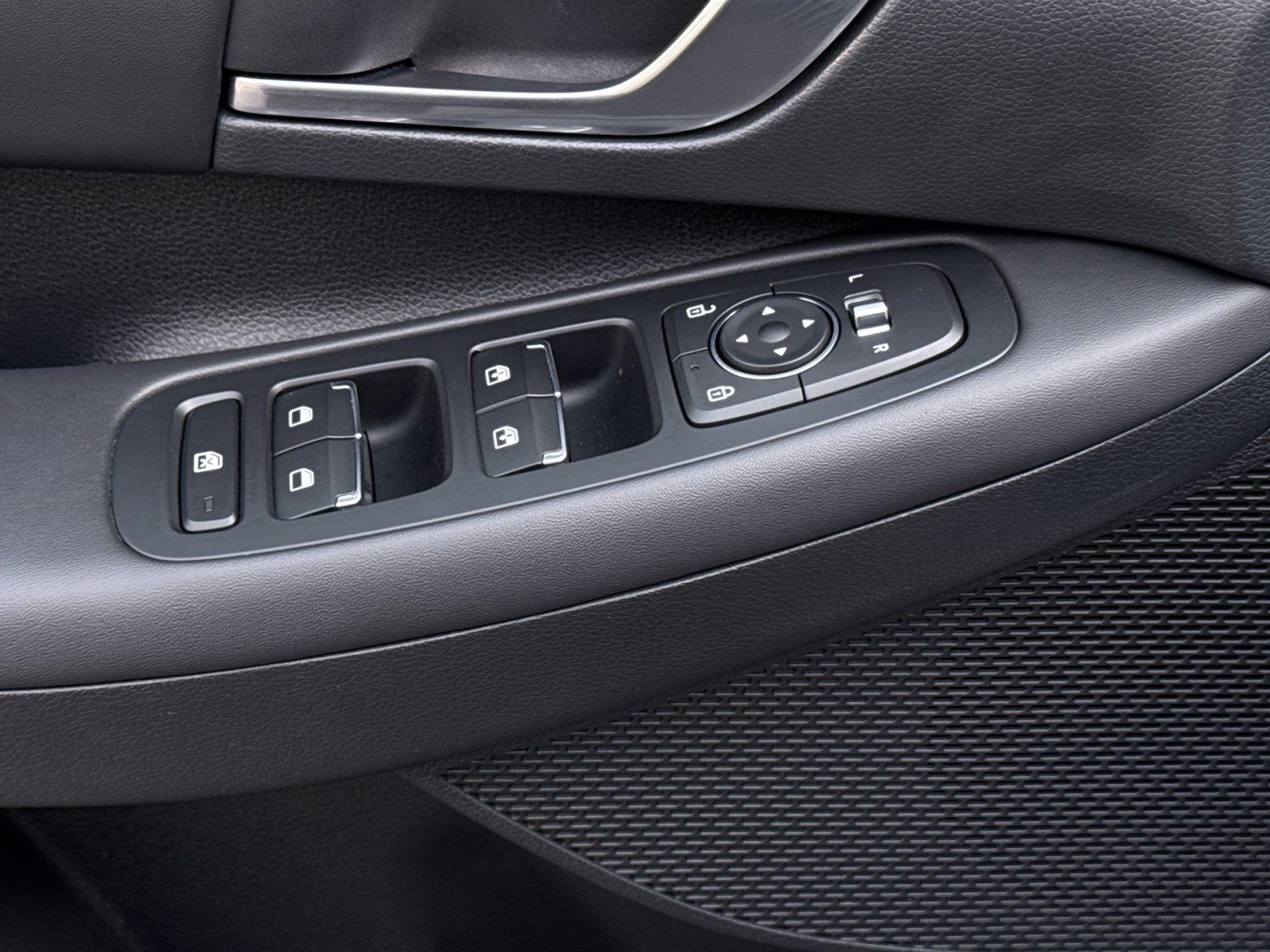 Certified 2023 Hyundai Sonata SEL image 15