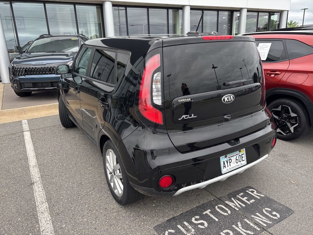 Used 2019 Kia Soul + FWD image 5