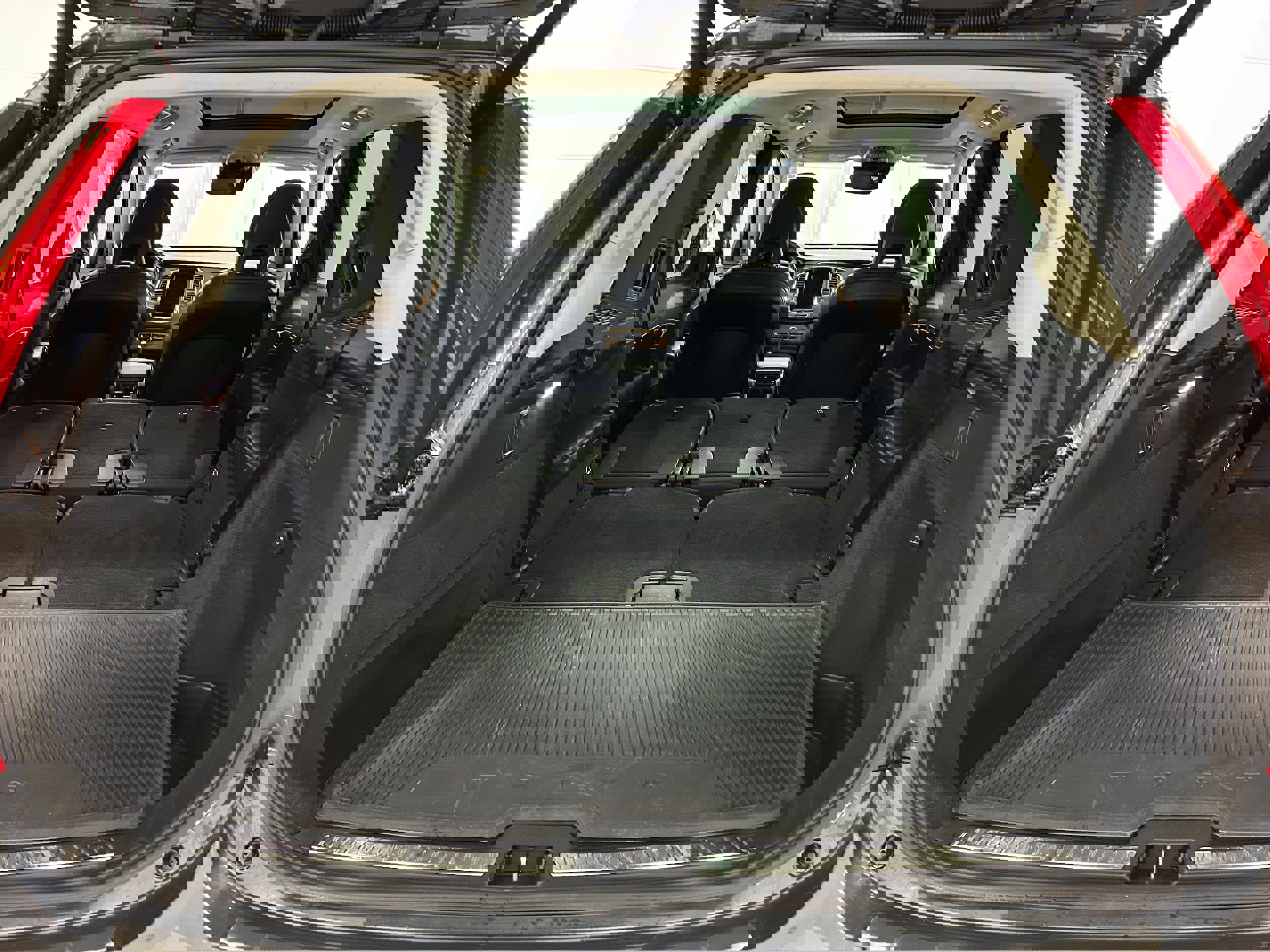 Used 2022 Volvo XC90 T8 Inscription Expression w/ Climate Package AWD/4WD image 34