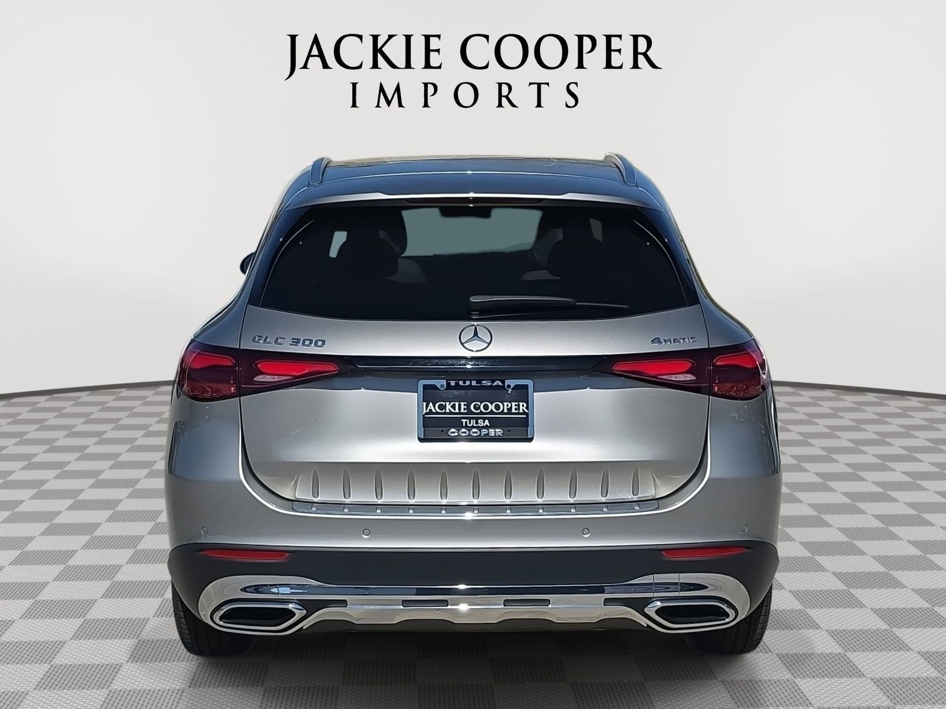 Used 2023 Mercedes-Benz GLC 300 4MATIC image 6