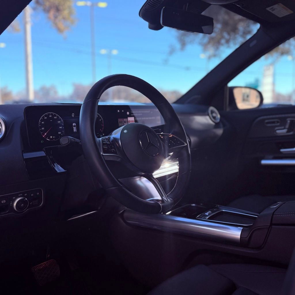 Used 2025 Mercedes-Benz GLA 250 w/ Exclusive Package image 25