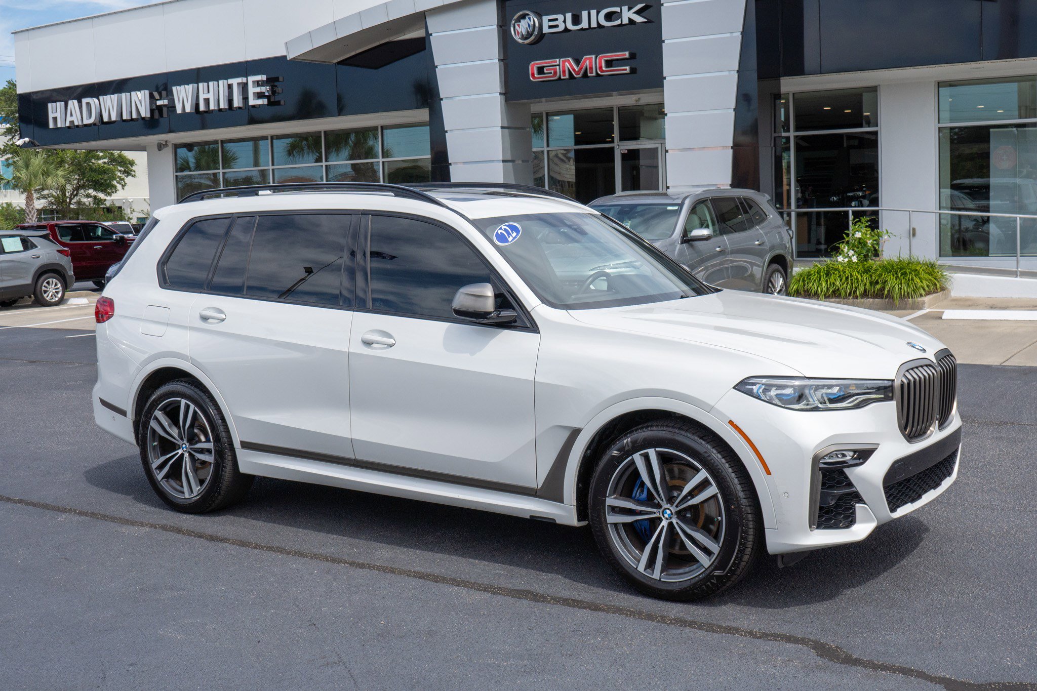 Used 2022 BMW X7 M50i w/ Cold Weather Package