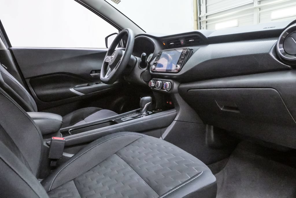 Used 2023 Nissan Kicks SV FWD image 12