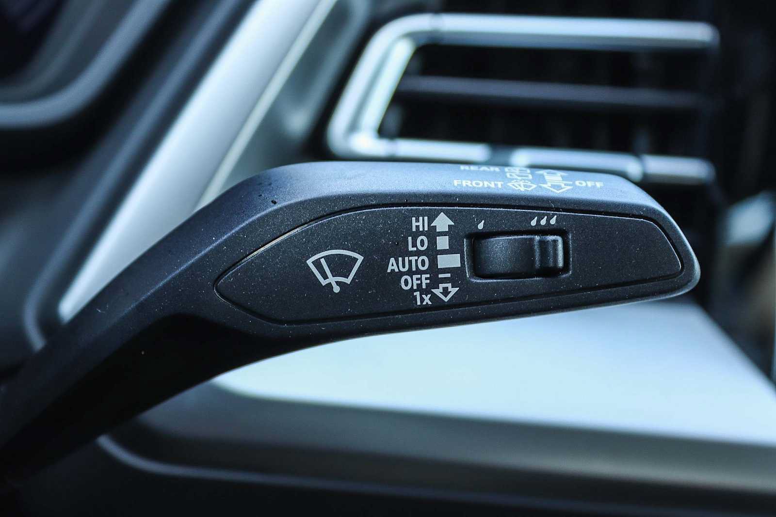 Used 2023 Audi Q4 e-tron Premium w/ Premium Plus RWD image 32