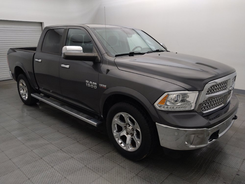 Used 2016 RAM 1500 Laramie w/ Convenience Group AWD/4WD image 11