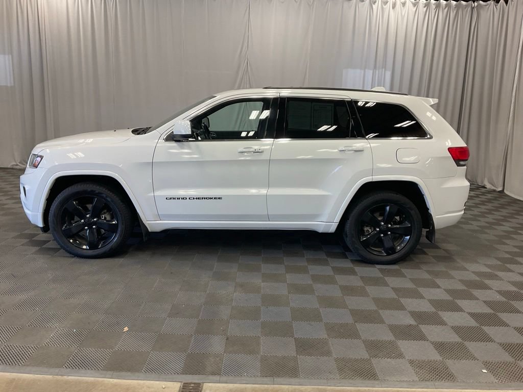 Used 2015 Jeep Grand Cherokee Altitude AWD/4WD image 10