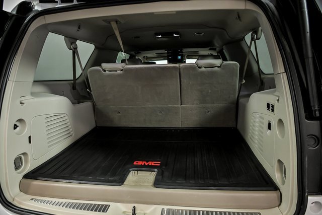 Used 2020 GMC Yukon XL Denali image 8