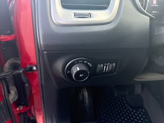 Used 2018 Jeep Compass Latitude w/ Popular Equipment Group image 15