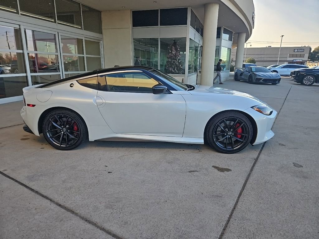 Used 2024 Nissan Z Performance w/ Floor Mat Package image 20