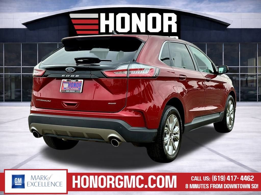 Used 2024 Ford Edge Titanium AWD/4WD image 3