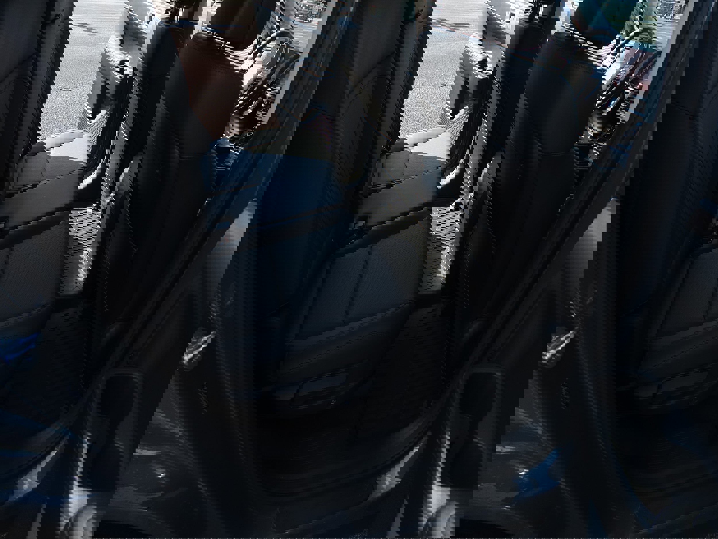 Used 2025 Hyundai Santa Fe SEL image 13