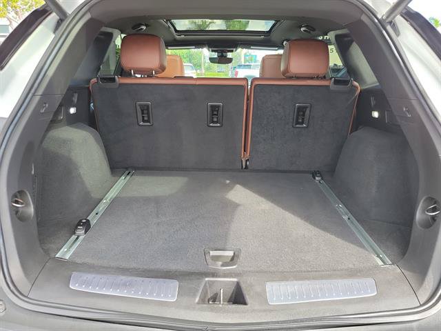 Certified 2022 Cadillac XT5 Premium Luxury w/ Technology Package FWD image 6
