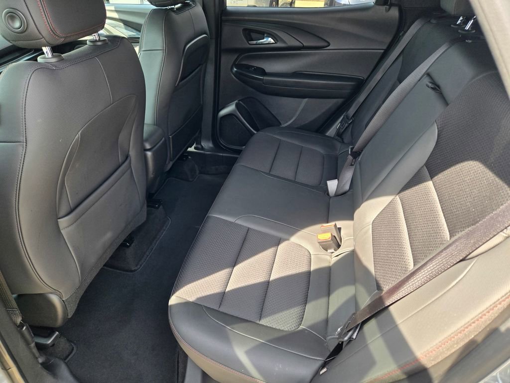 Used 2023 Chevrolet TrailBlazer RS image 24