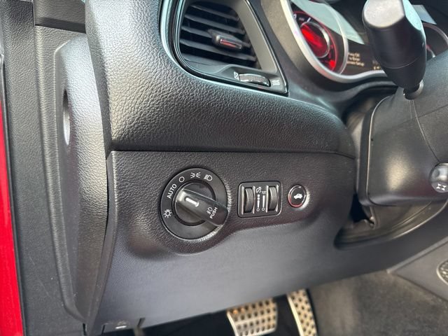 Used 2015 Dodge Challenger R/T Plus RWD image 28