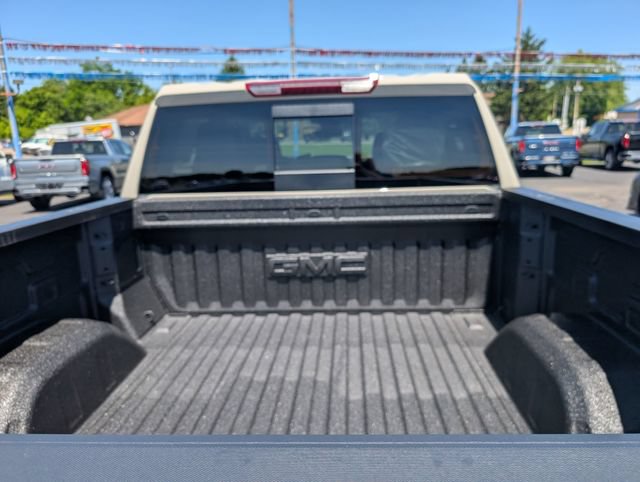 New 2026 GMC Sierra 1500 SLE AWD/4WD image 9