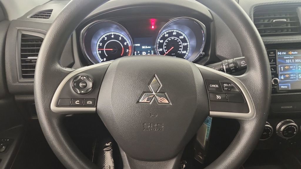 Used 2020 Mitsubishi Outlander Sport SE image 12