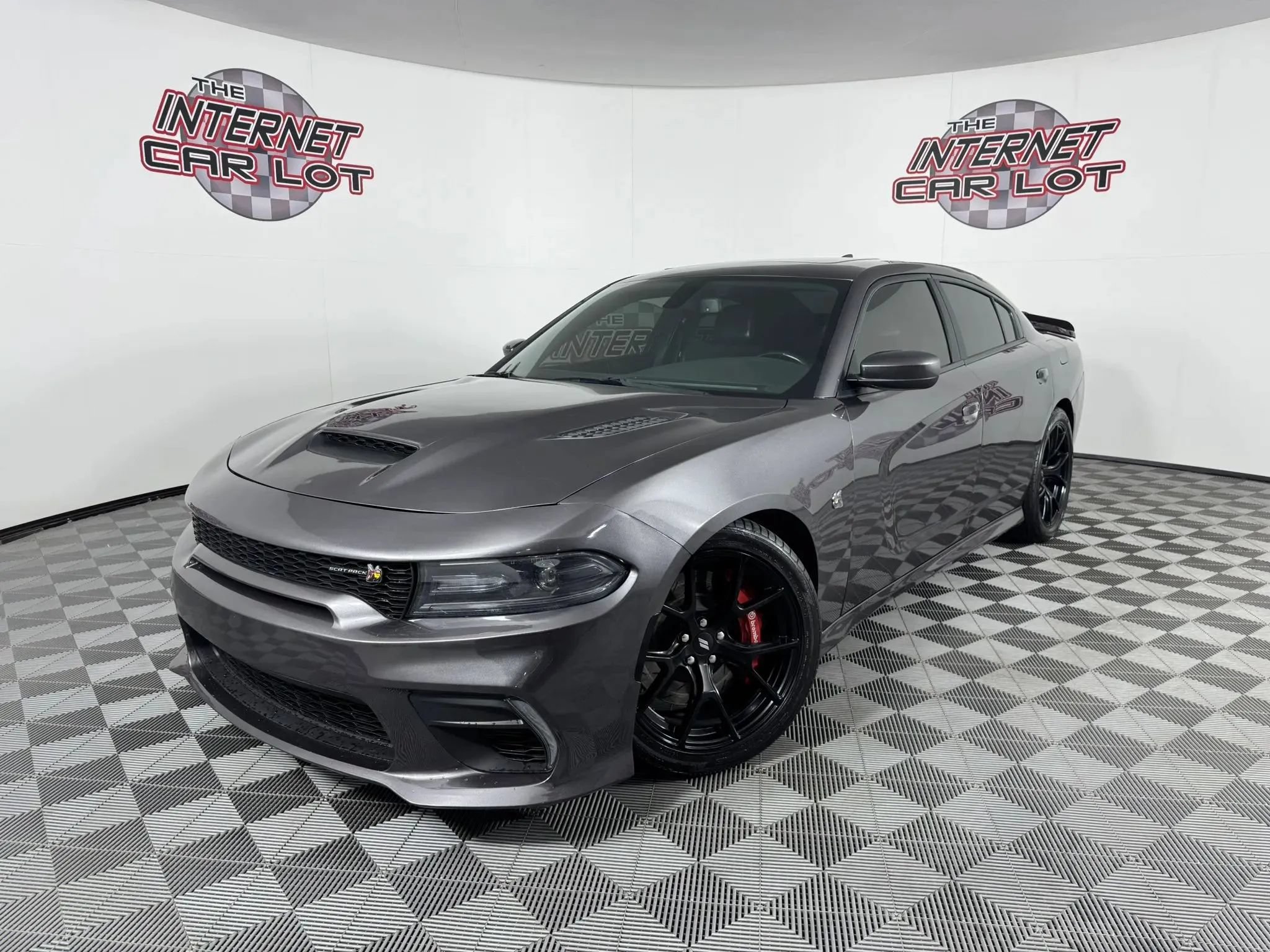 Used 2019 Dodge Charger Scat Pack w/ Dynamics Package RWD image 1