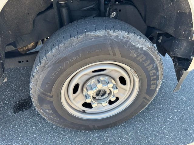 Used 2023 Ford F250 XL w/ XL Driver Assist Package AWD/4WD image 11