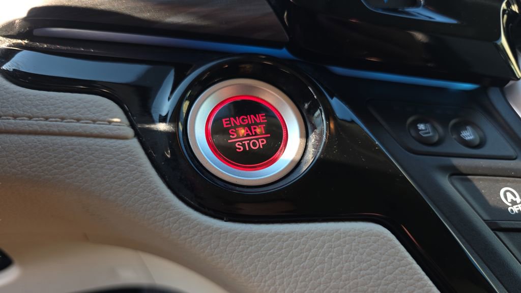 Used 2025 Honda Odyssey Elite image 24