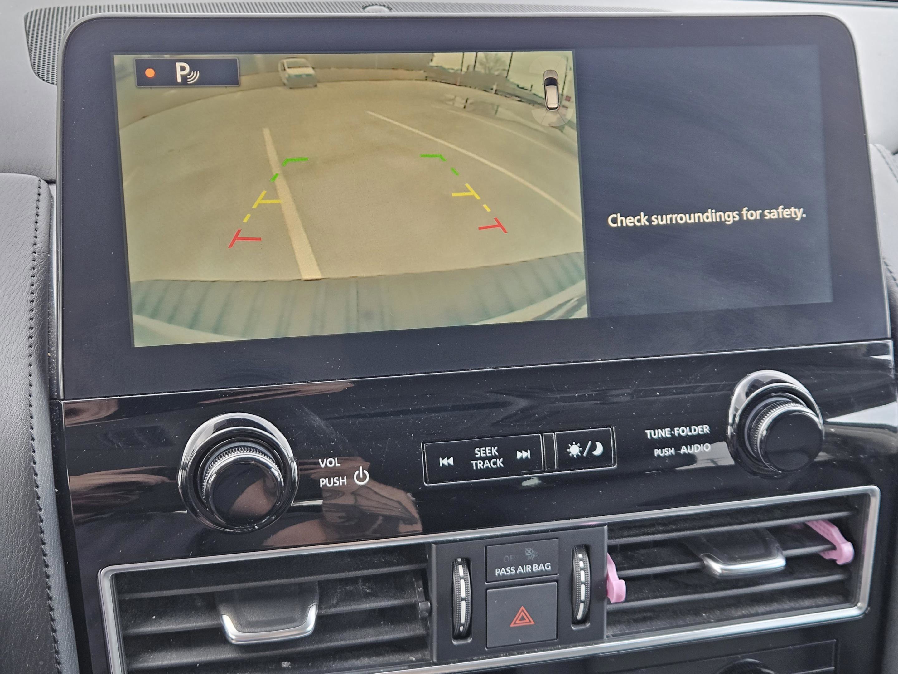 Used 2021 Nissan Armada SV image 20