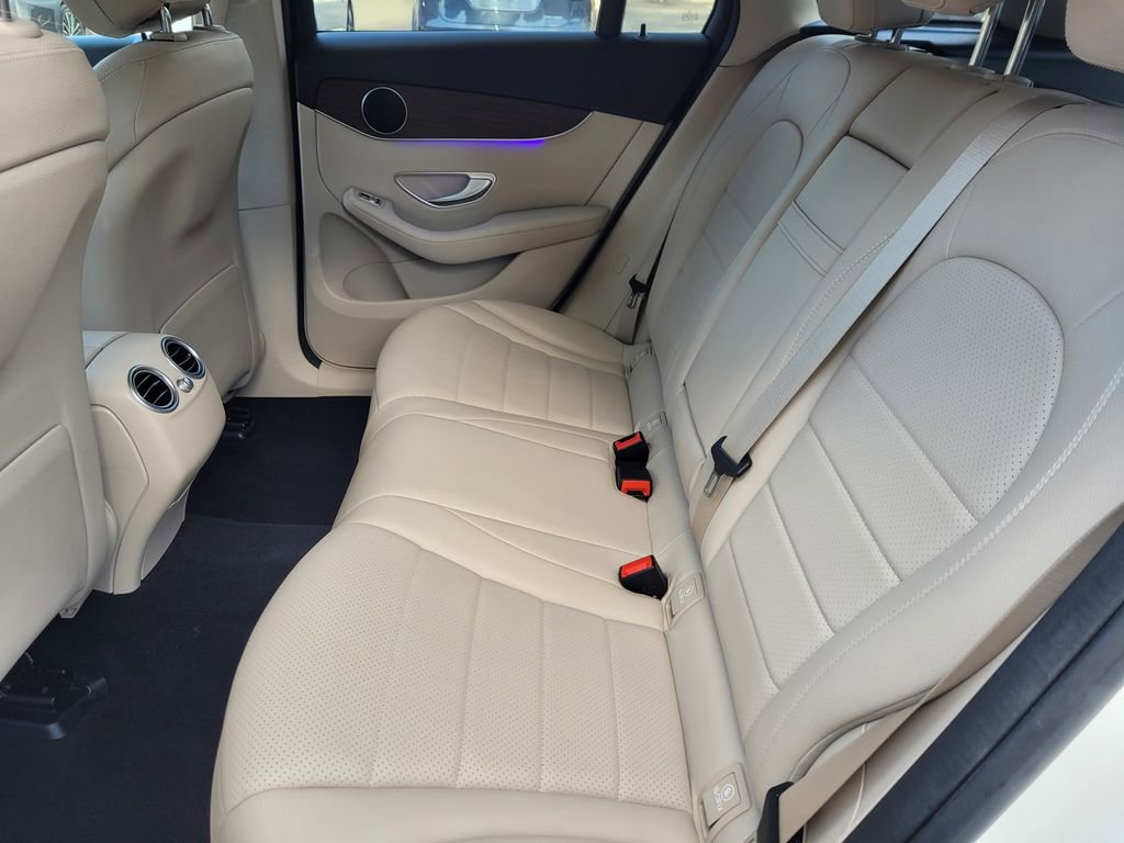 Used 2022 Mercedes-Benz GLC 300 w/ Multimedia Package Lite image 15