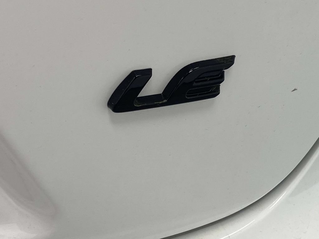 Used 2026 Toyota Corolla LE w/ LE Premium Package FWD image 12