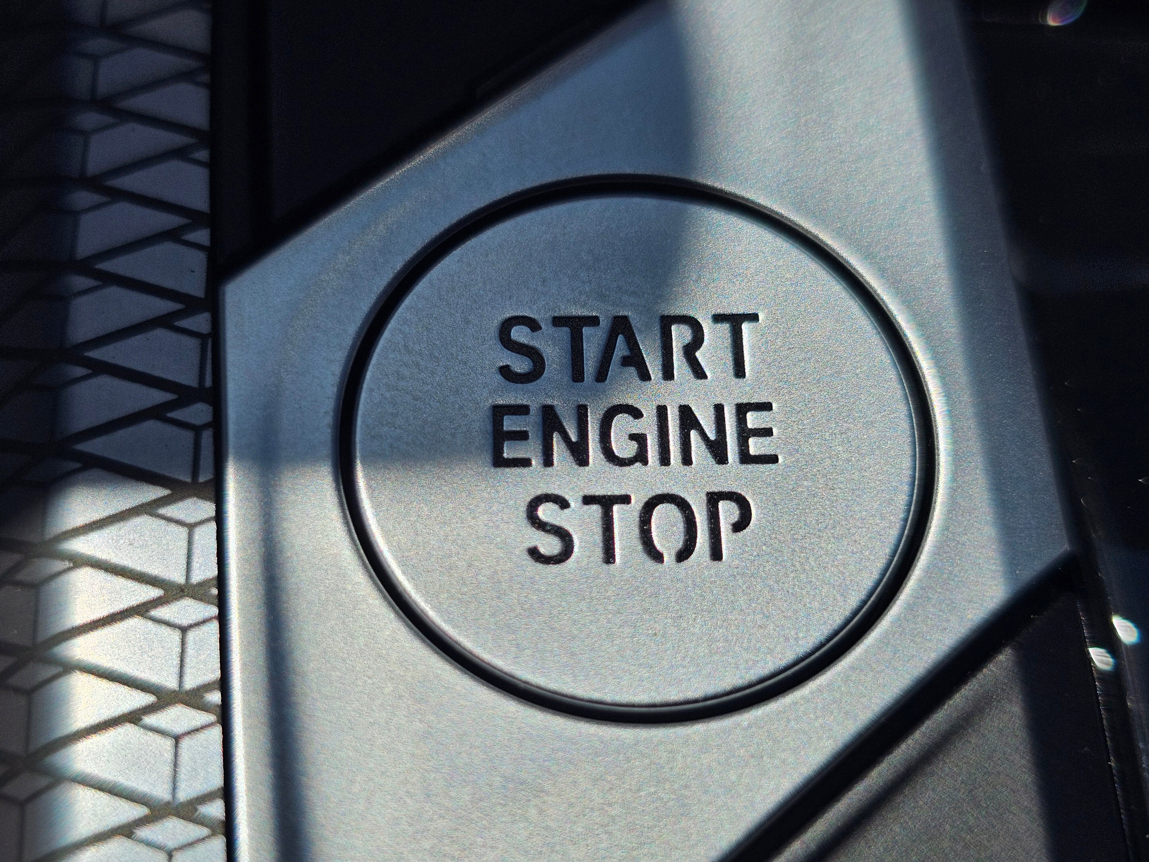 New 2025 BMW 330i xDrive Sedan w/ Premium Package image 21