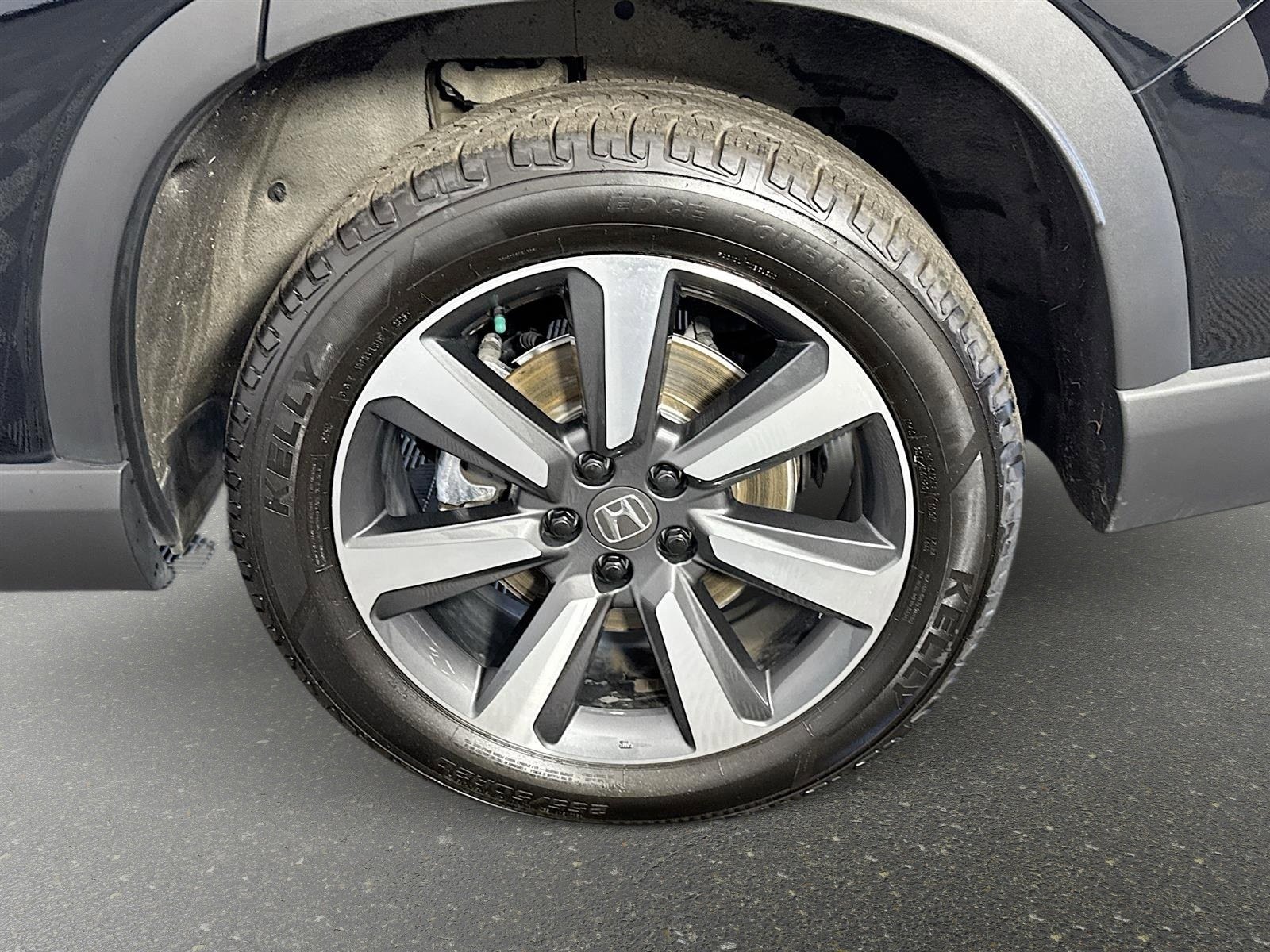 Used 2023 Honda Pilot Touring image 33