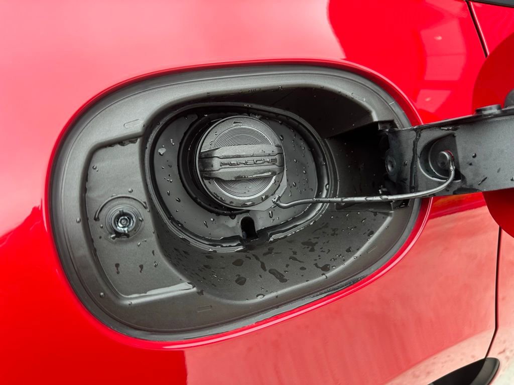 Used 2026 Porsche Macan Turbo image 40