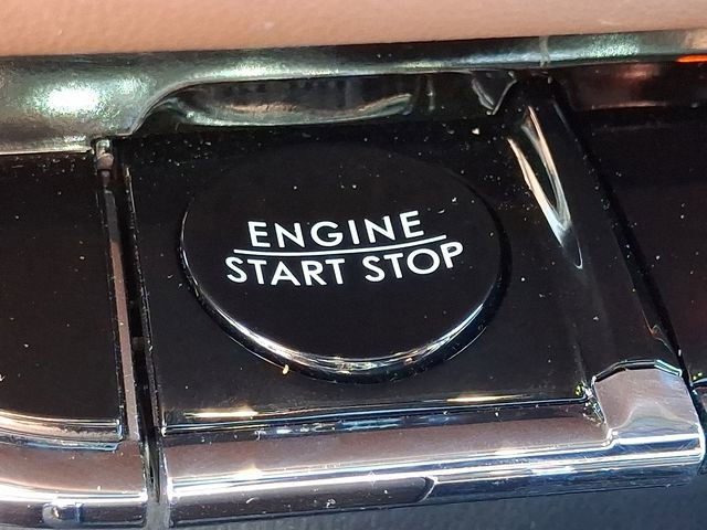 Used 2025 Lincoln Aviator Reserve w/ Equipment Group 201A image 23