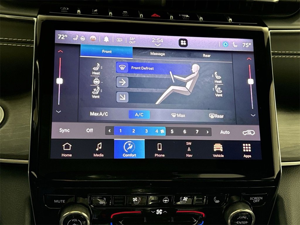 Used 2021 Jeep Grand Cherokee L Overland w/ Advanced Protech Group III image 21