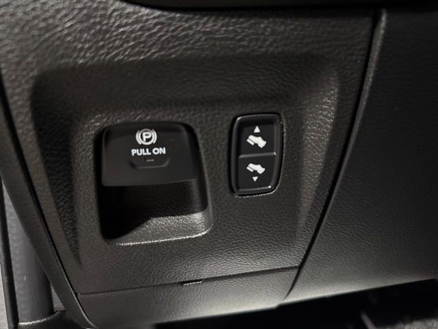 Used 2023 RAM 1500 Big Horn AWD/4WD image 7