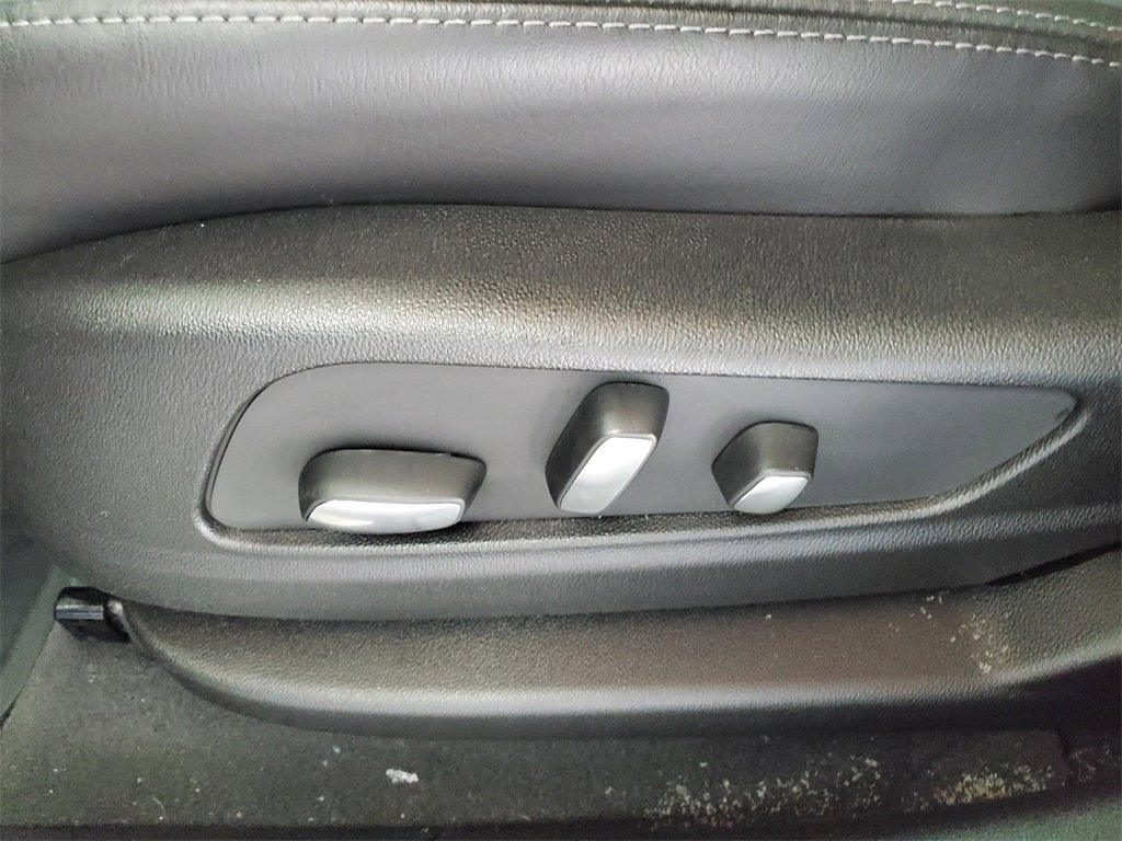 New 2026 Cadillac XT5 Sportv w/ LPO, Onyx Lite Package image 8