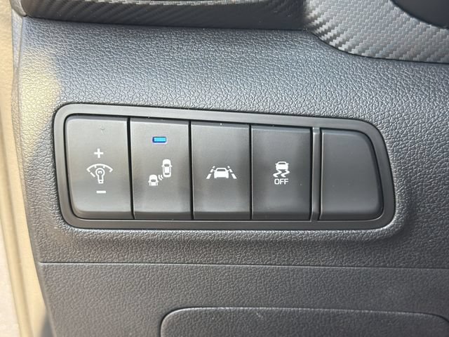 Used 2021 Hyundai Tucson Value FWD image 34