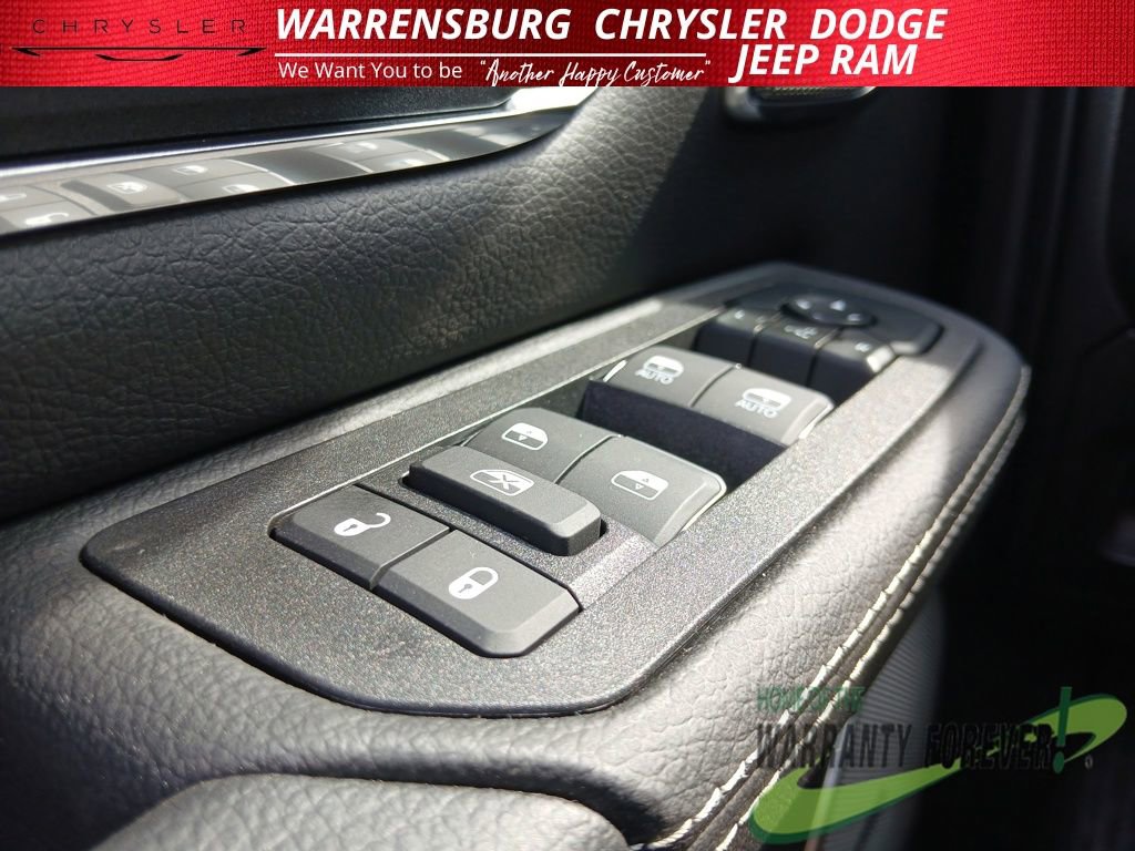 New 2026 RAM 1500 Laramie AWD/4WD image 29