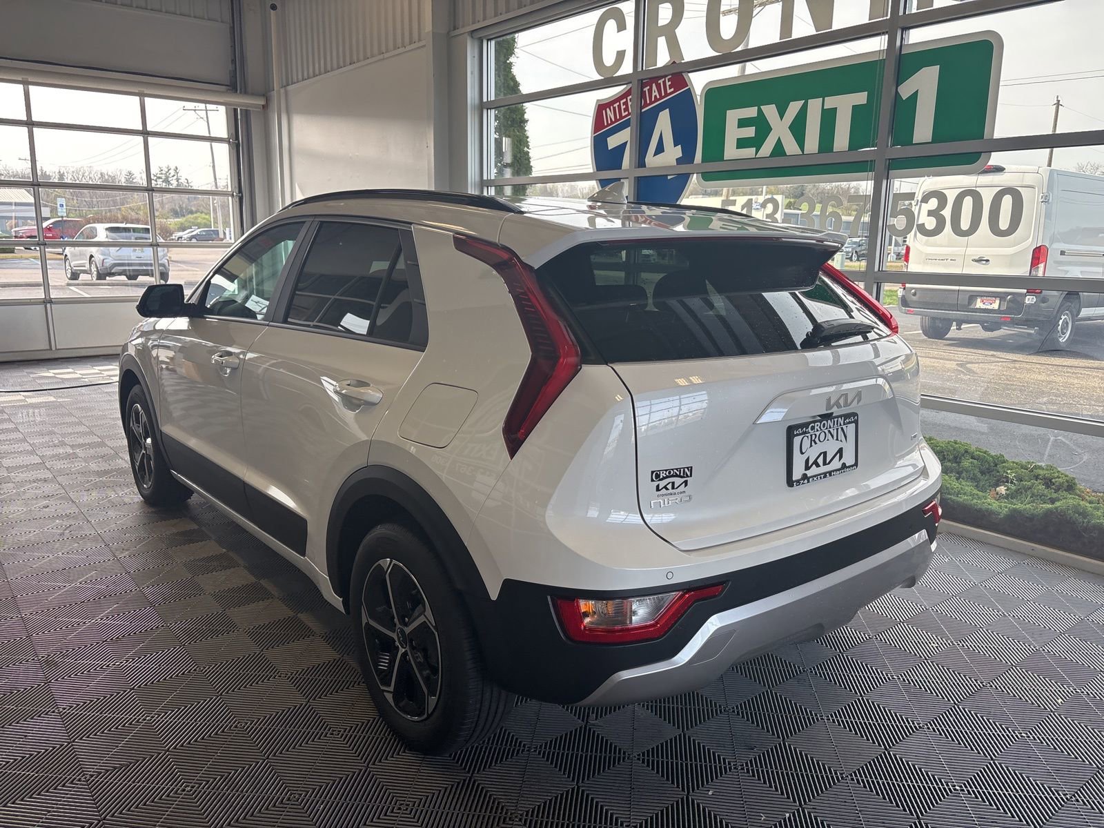 New 2025 Kia Niro EX image 4