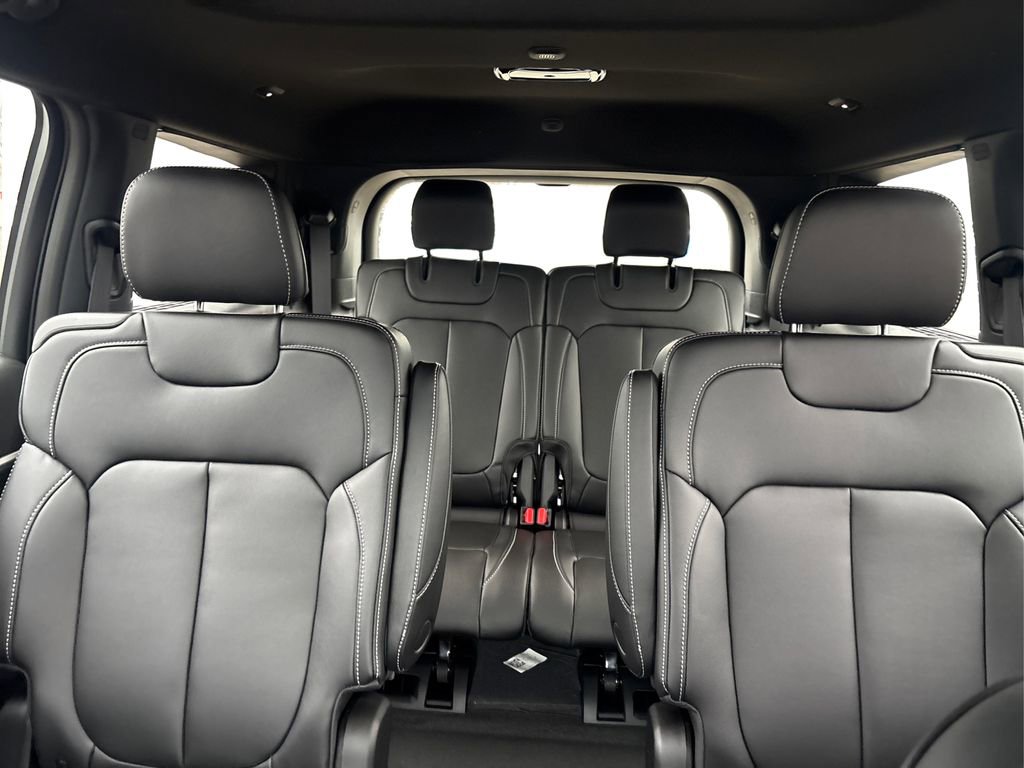 New 2026 Jeep Grand Cherokee L Limited w/ Limited Altitude Package image 17