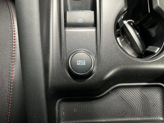 Used 2025 Ford Explorer ST-Line AWD/4WD image 34